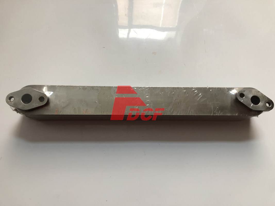 S6D155 10P 600-651-1161 Ekskavatör için Yağ Soğutucu Çekirdek